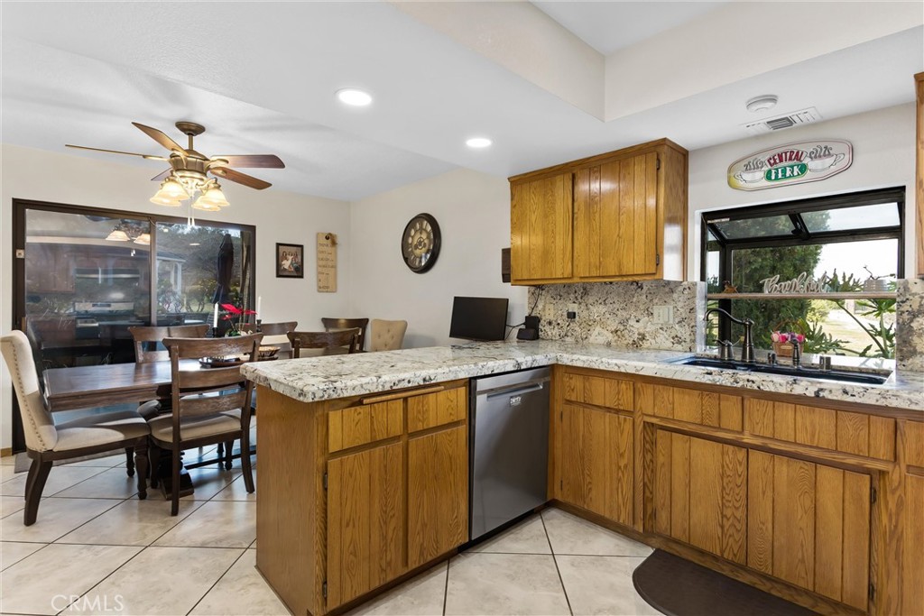 28450 Live Oak Canyon Road Redlands, CA 92373 - Photo 8 of 52