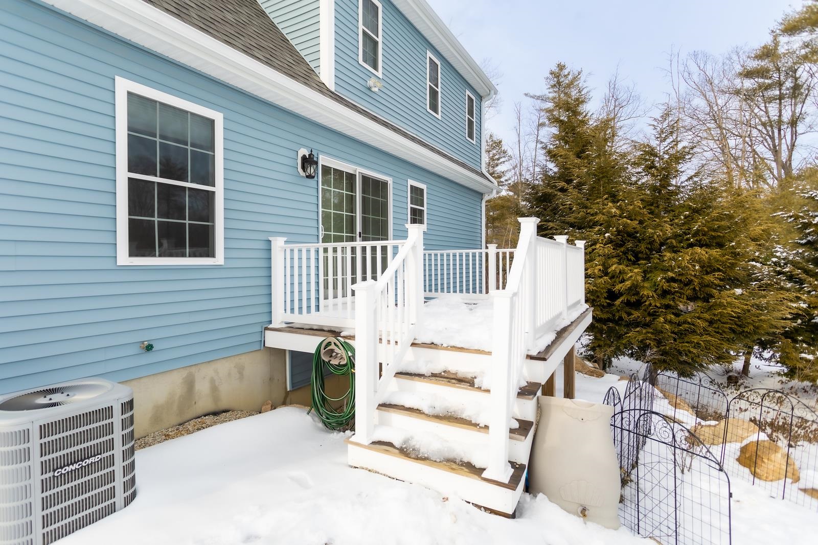 58 Constitution Way Rochester, NH 03867 - Photo 5 of 20