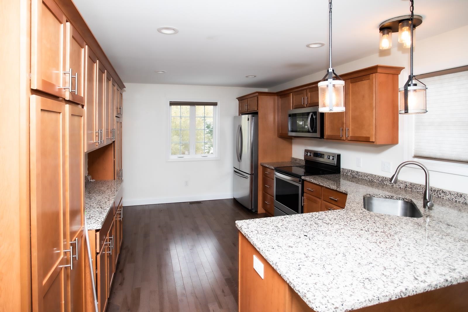 58 Constitution Way Rochester, NH 03867 - Photo 7 of 20