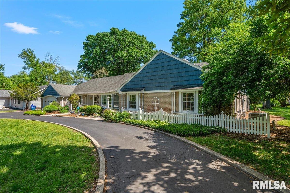50 West Hazel Dell Lane Springfield, IL 62703 - Photo 2 of 73