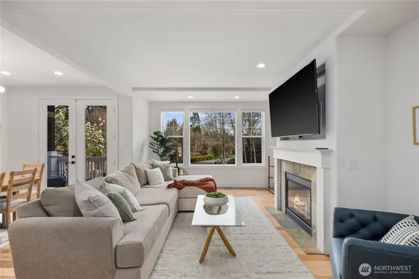 $1,655,000 | 11127 Northeast 162nd Street, Bothell, WA 98011