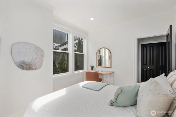 $1,655,000 | 11127 Northeast 162nd Street, Bothell, WA 98011