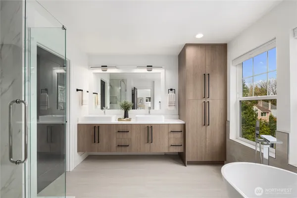 $1,655,000 | 11127 Northeast 162nd Street, Bothell, WA 98011