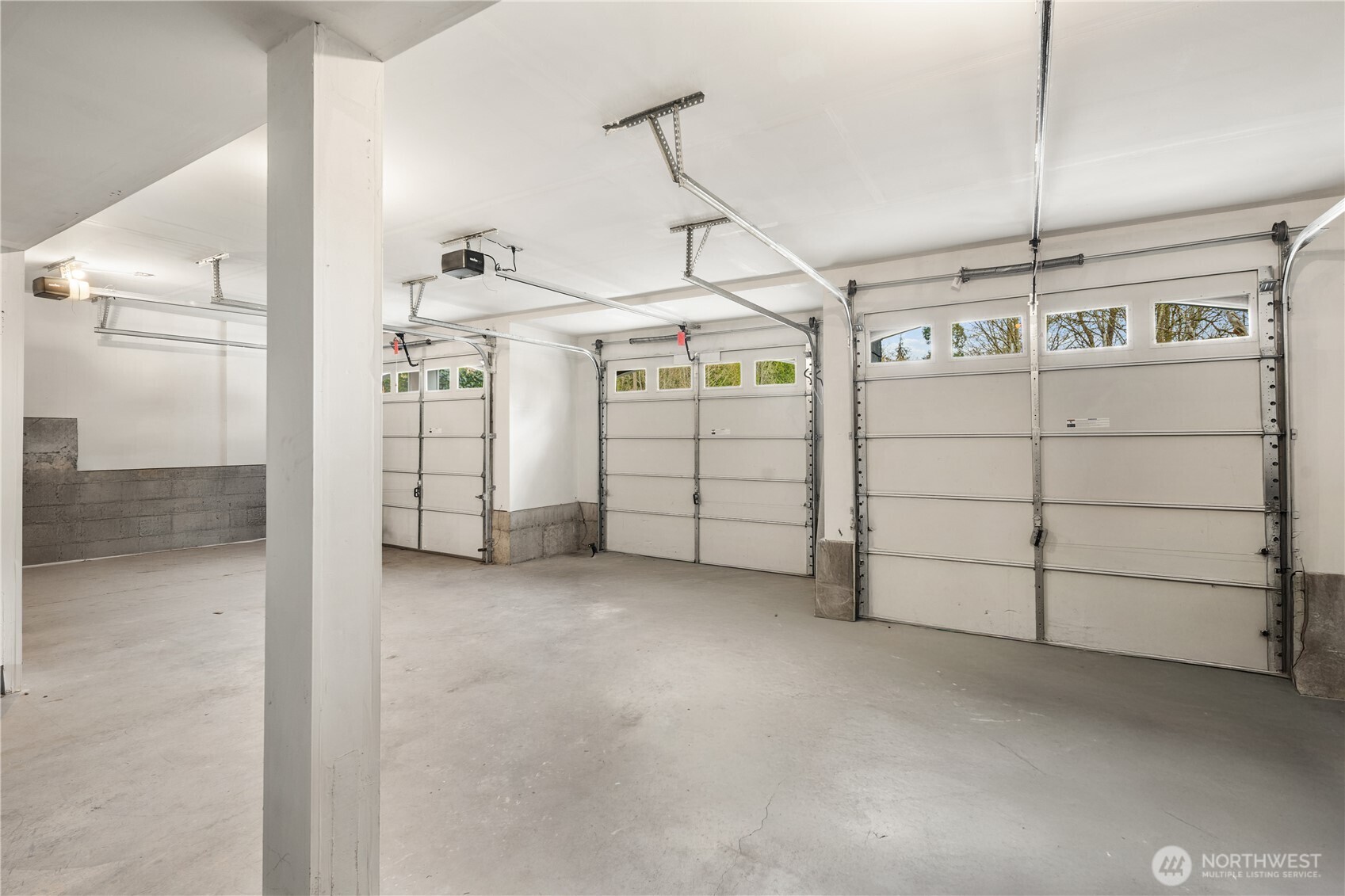 11127 Northeast 162nd Street Bothell, WA 98011 - Photo 33 of 40 a view of a garage