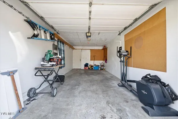 $217,900 | 934 Beverly Drive, Unit 4, Abingdon, VA 24210