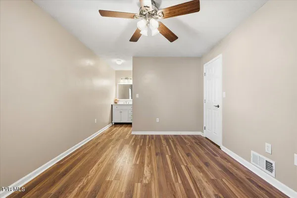 $217,900 | 934 Beverly Drive, Unit 4, Abingdon, VA 24210