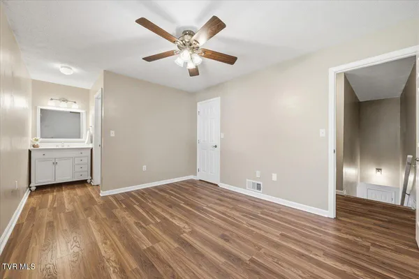 $217,900 | 934 Beverly Drive, Unit 4, Abingdon, VA 24210