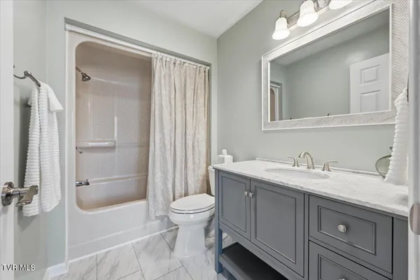 $217,900 | 934 Beverly Drive, Unit 4, Abingdon, VA 24210
