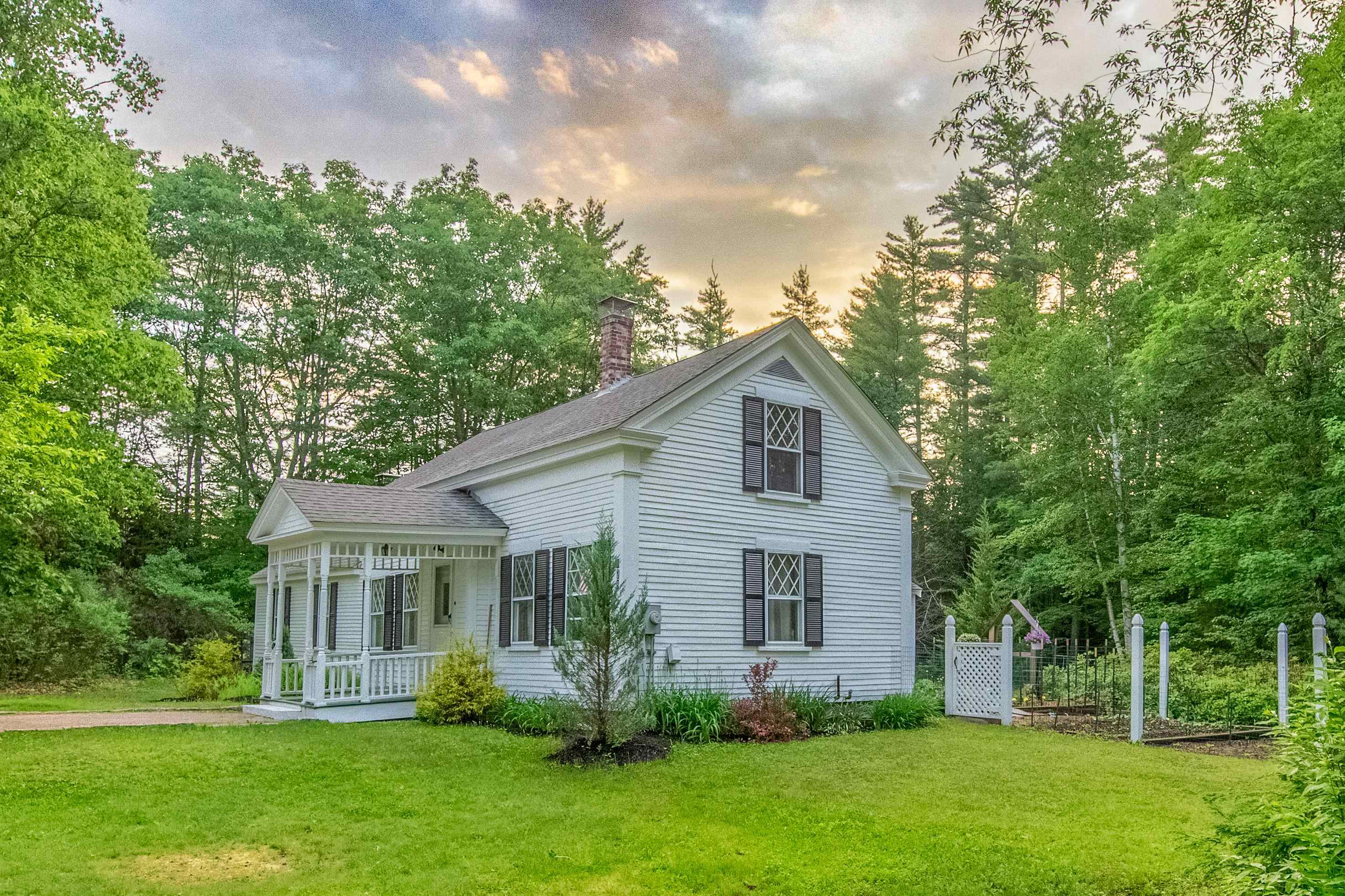 173 Tamworth Road Tamworth, NH 03886 - Photo 1 of 60