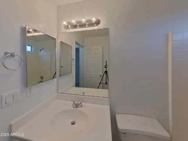 $2,209 | 2810 South 65th Avenue, Phoenix, AZ 85043