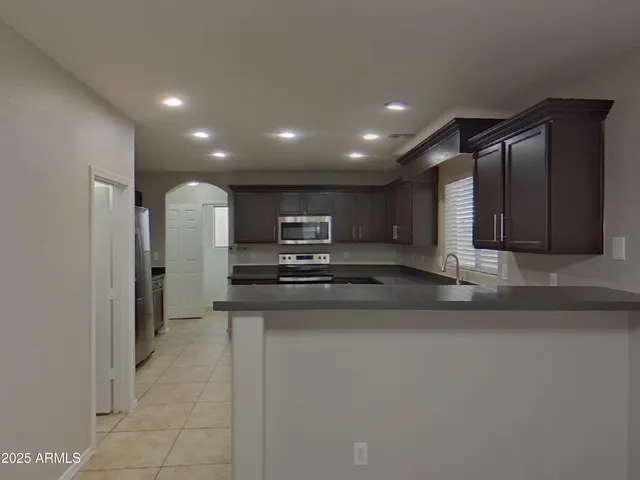 $2,209 | 2810 South 65th Avenue, Phoenix, AZ 85043