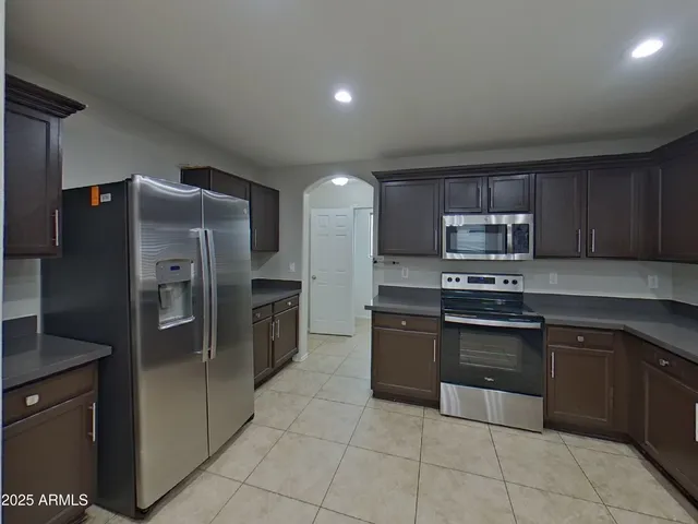 $2,209 | 2810 South 65th Avenue, Phoenix, AZ 85043