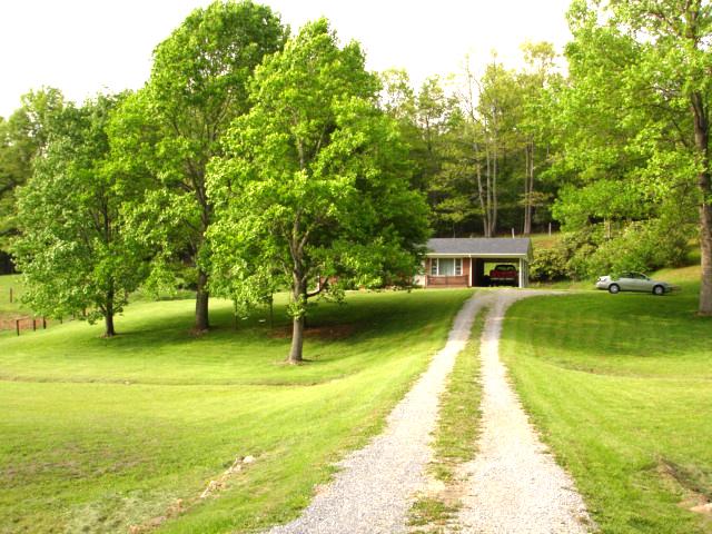 781 Roberson Mill Road Southeast Floyd, VA 24091 - Photo 6 of 7 a view of a swimming pool with a patio