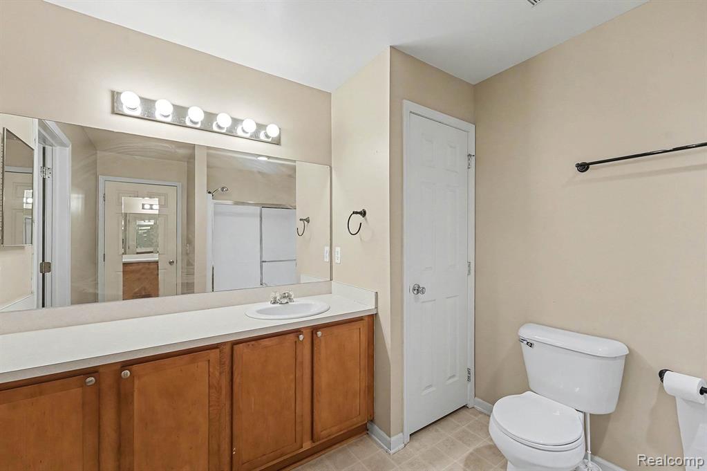 11712 Farmington Road Livonia, MI 48150 - Photo 11 of 13