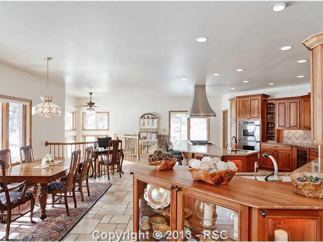 17585 Bar X Road Colorado Springs, CO 80908 - Photo 9 of 25 Gallery Image 9