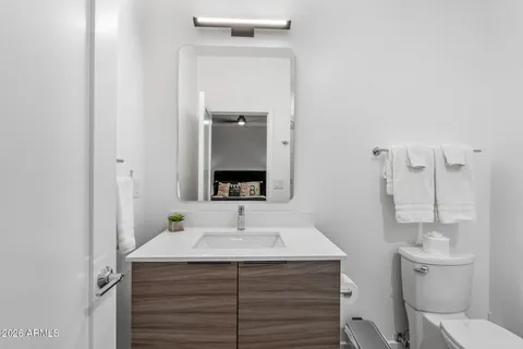 $875,000 | 4220 North 32nd Street, Unit 32, Phoenix, AZ 85016