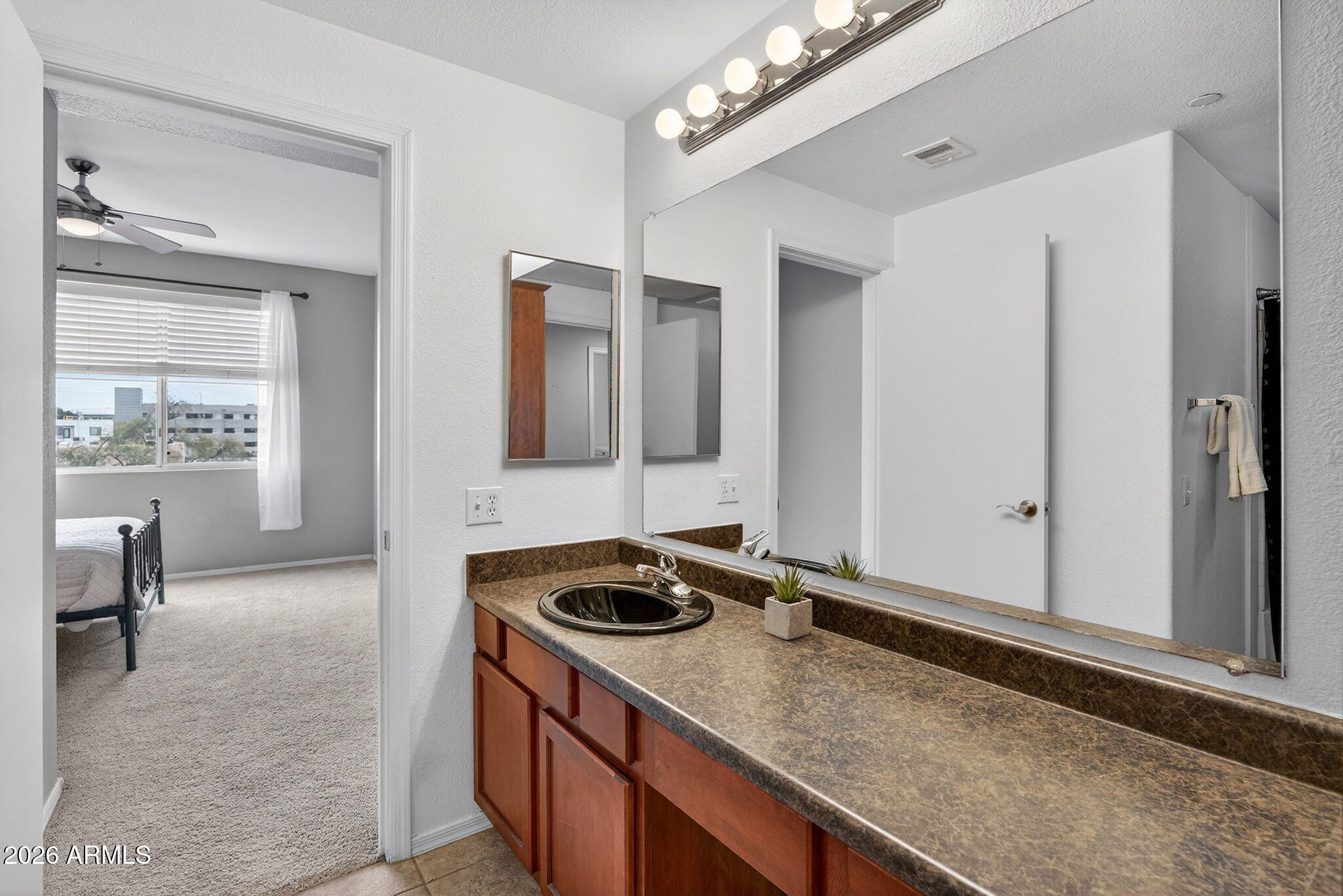 3302 North 7th Street, Unit 332 Phoenix, AZ 85014 - Photo 21 of 40 34-web-or-mls-40N 7th St 332