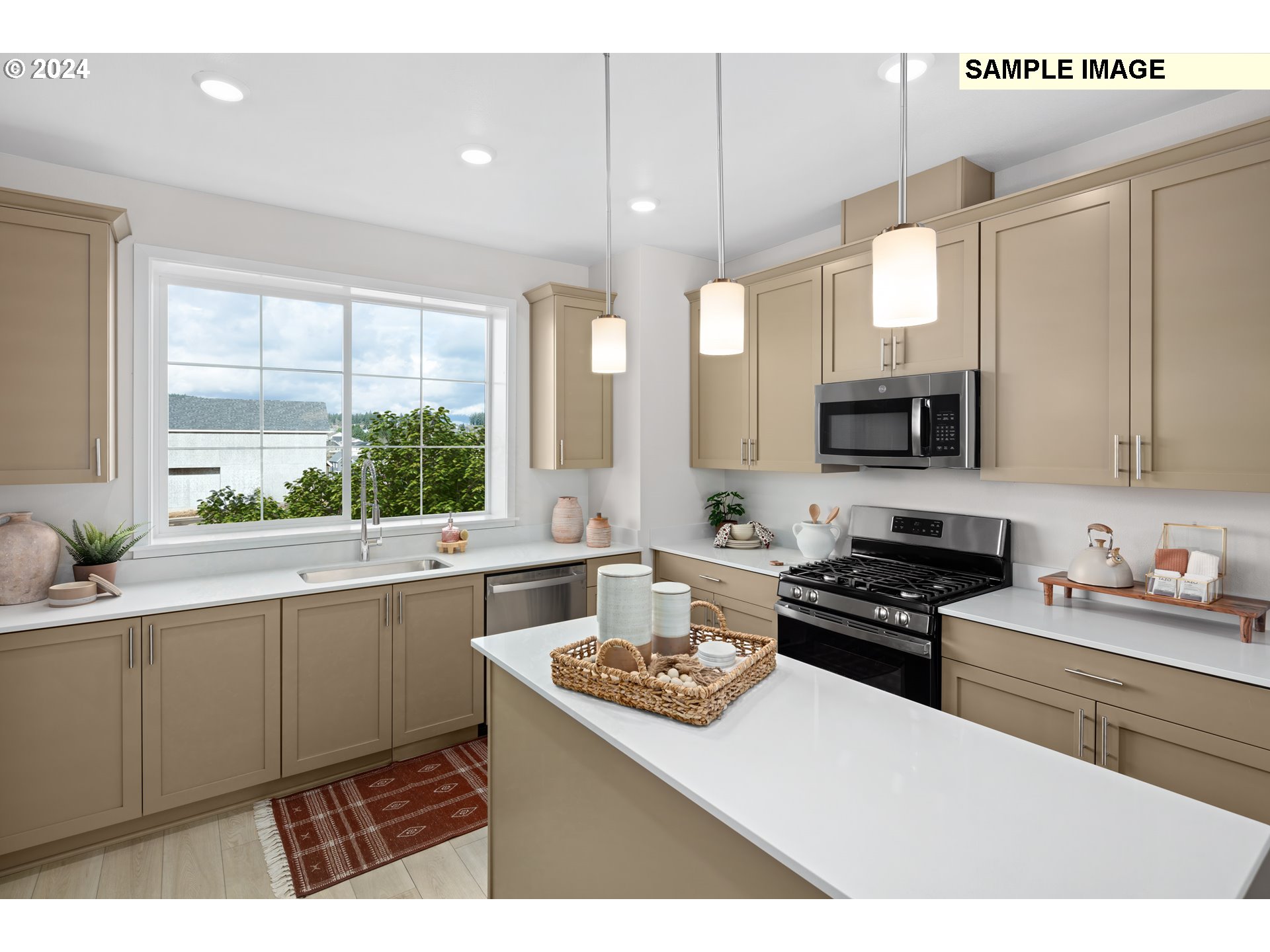 16651 Southwest Jean Louise Road, Unit L132 Tigard, OR 97007 - Photo 6 of 11 Gallery Image 6