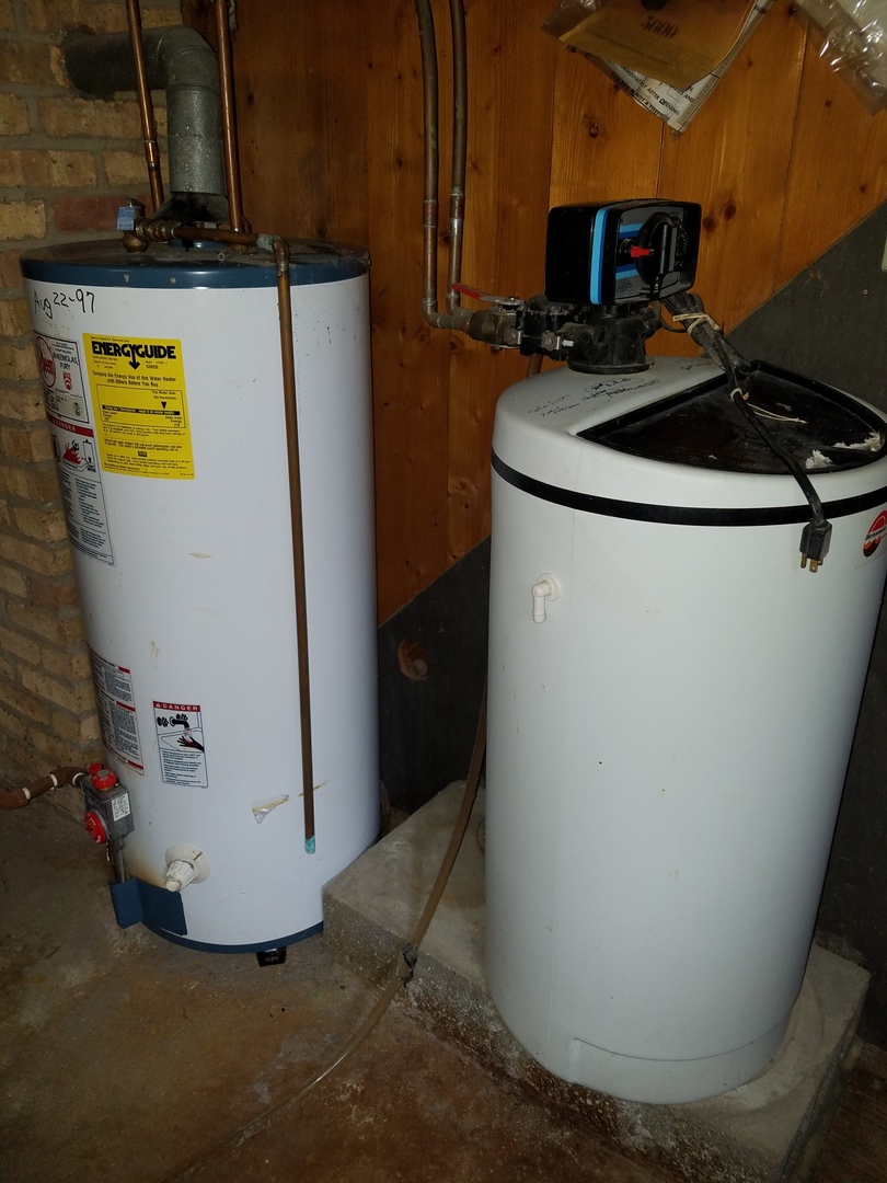 950 North 12th Street Rochelle, IL 61068 - Photo 16 of 18 a view of water heater room
