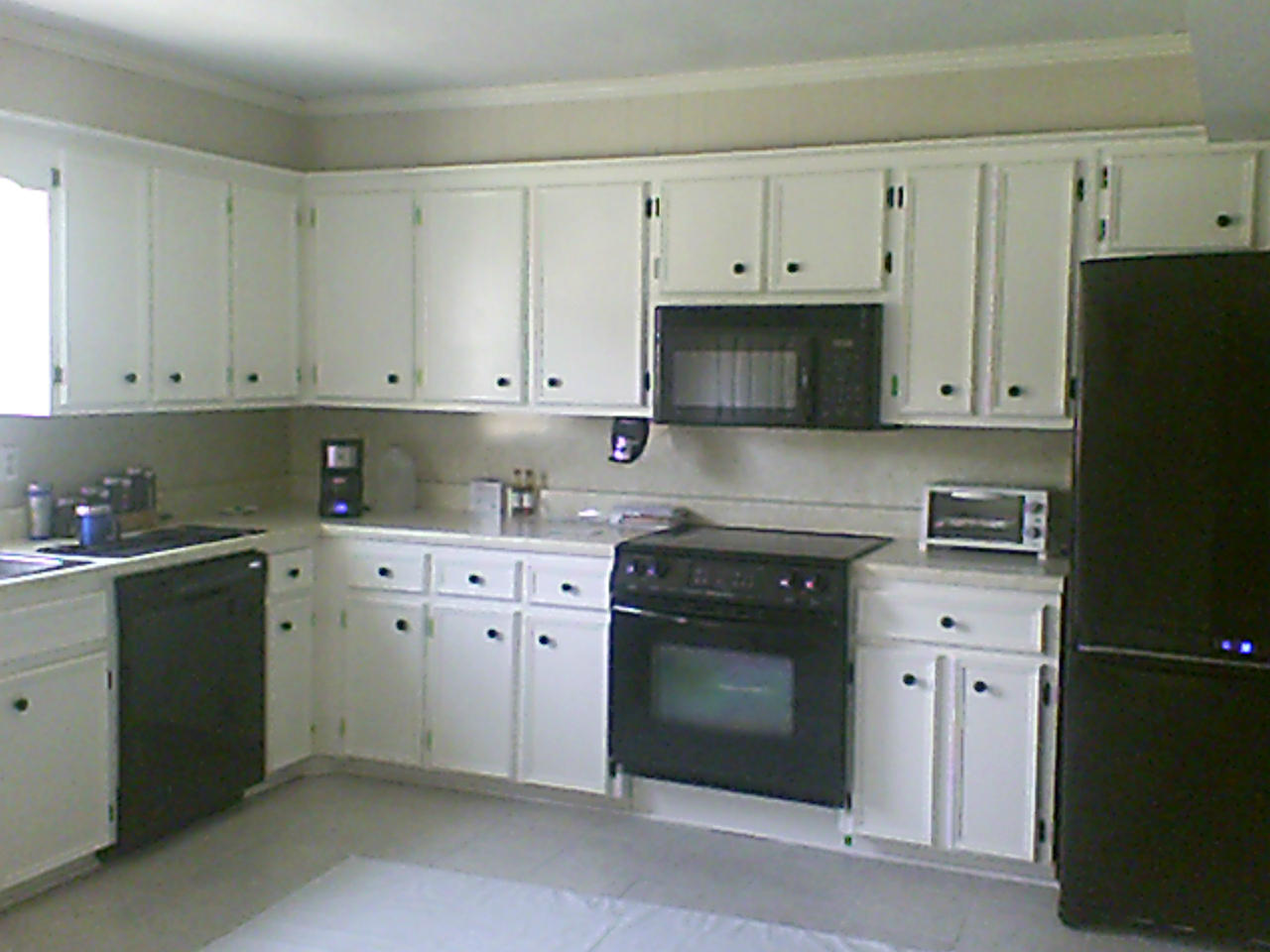 5352 Sundance Road Salem, VA 24153 - Photo 5 of 14 Fully Equipped Kitchen