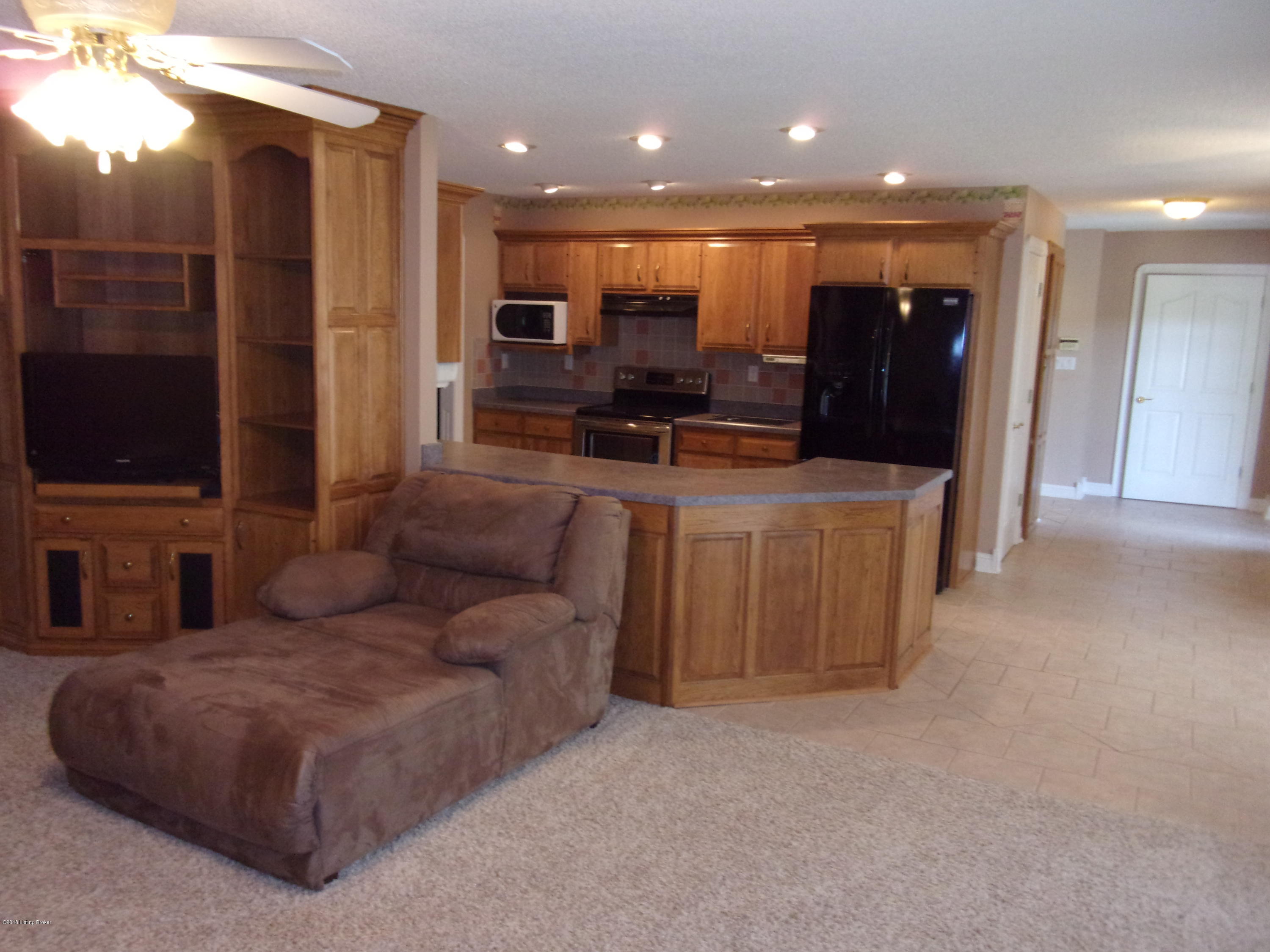 951 Highview Church Road Bloomfield, KY 40008 - Photo 8 of 41 101_0167