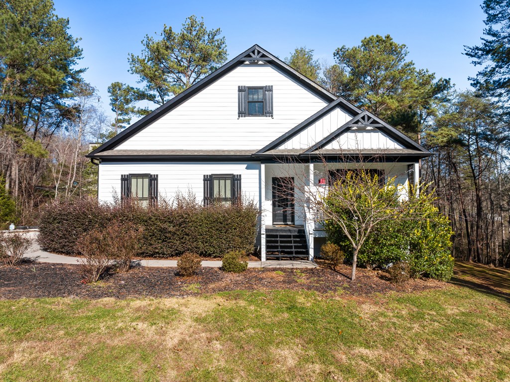 41 Brumby Trail Ellijay, GA 30536 - Photo 5 of 39 a front view of a house with a yard
