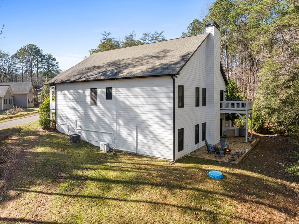 41 Brumby Trail Ellijay, GA 30536 - Photo 8 of 39 a view of a house with a yard