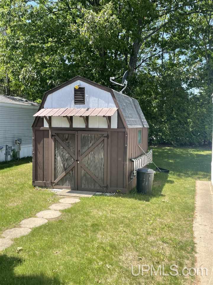 2722 South Hill Road Gladstone, MI 49837 - Photo 18 of 30