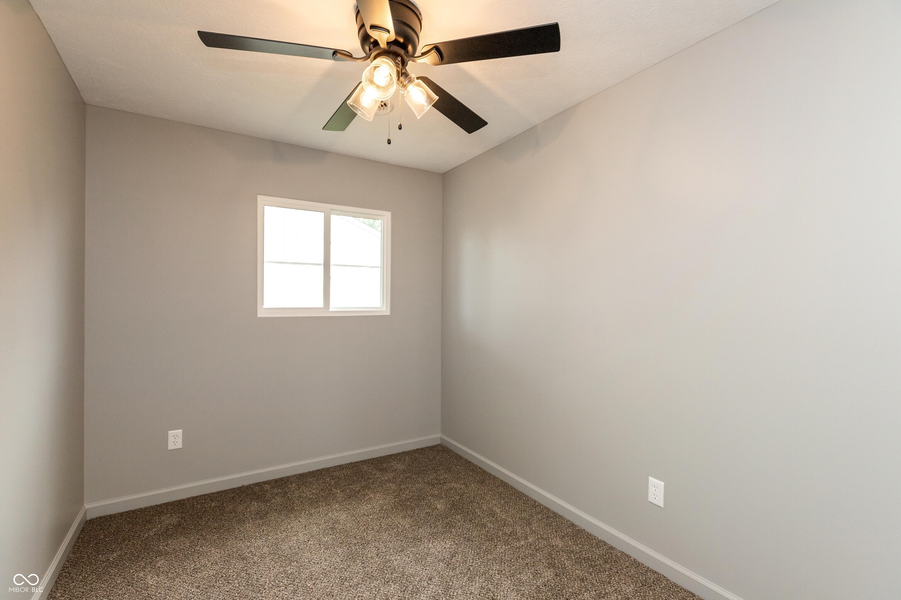 521 Sunset Drive Edinburgh, IN 46124 - Photo 23 of 27