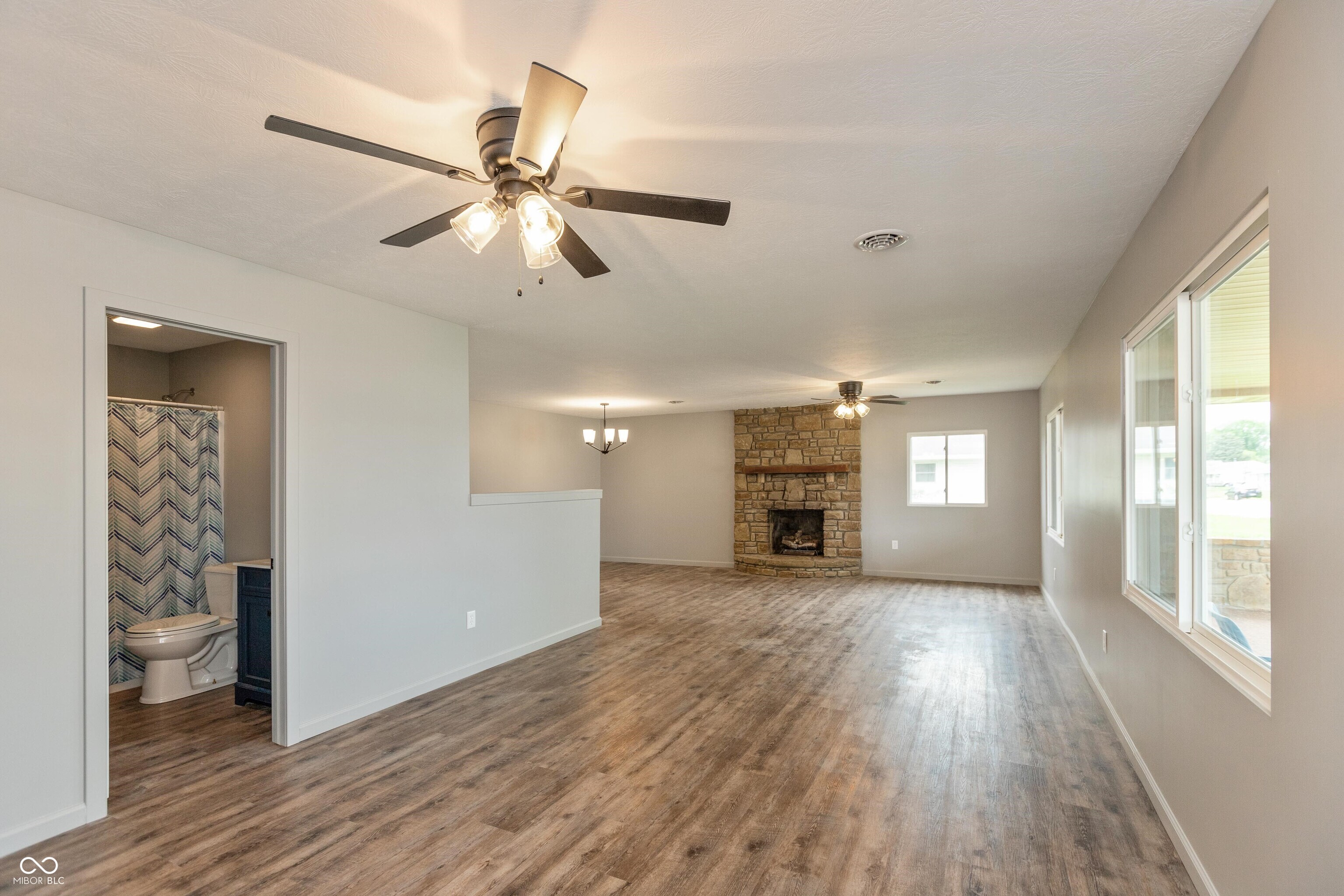 521 Sunset Drive Edinburgh, IN 46124 - Photo 5 of 27