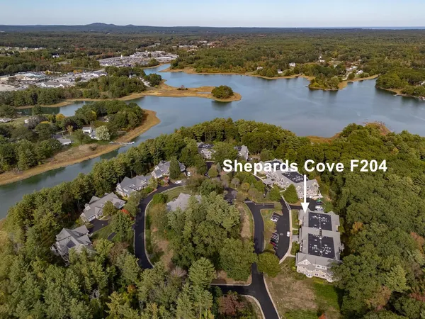 $575,000 | 100 Shepard's Cove Road, Unit F204, Kittery, ME 03904