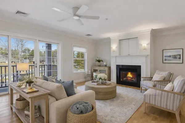 $575,000 | 100 Shepard's Cove Road, Unit F204, Kittery, ME 03904