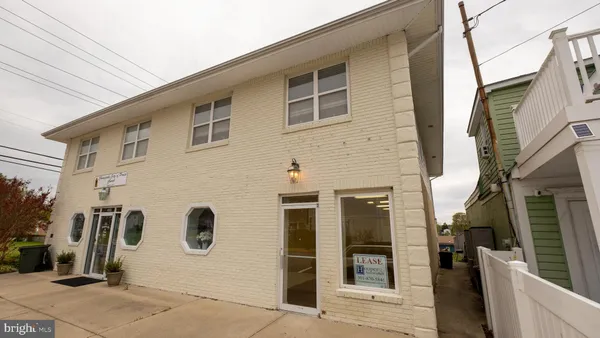 $2,500 | 4100 3rd Street, Unit C, North Beach, MD 20714