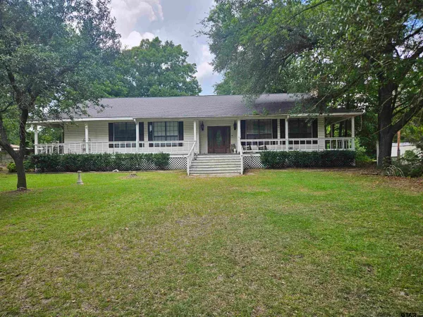 $159,900 | 5026 Lost Pine Drive, Chandler, TX 75758