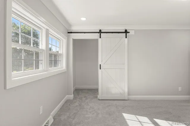 $399,900 | 3158 Lafayette Drive, Trenton, MI 48183