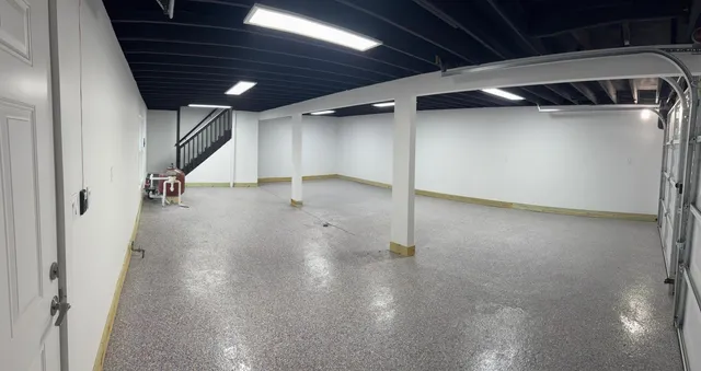 $399,900 | 3158 Lafayette Drive, Trenton, MI 48183