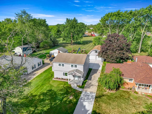 $399,900 | 3158 Lafayette Drive, Trenton, MI 48183