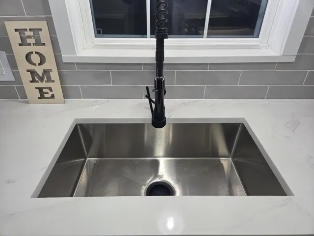 $399,900 | 3158 Lafayette Drive, Trenton, MI 48183