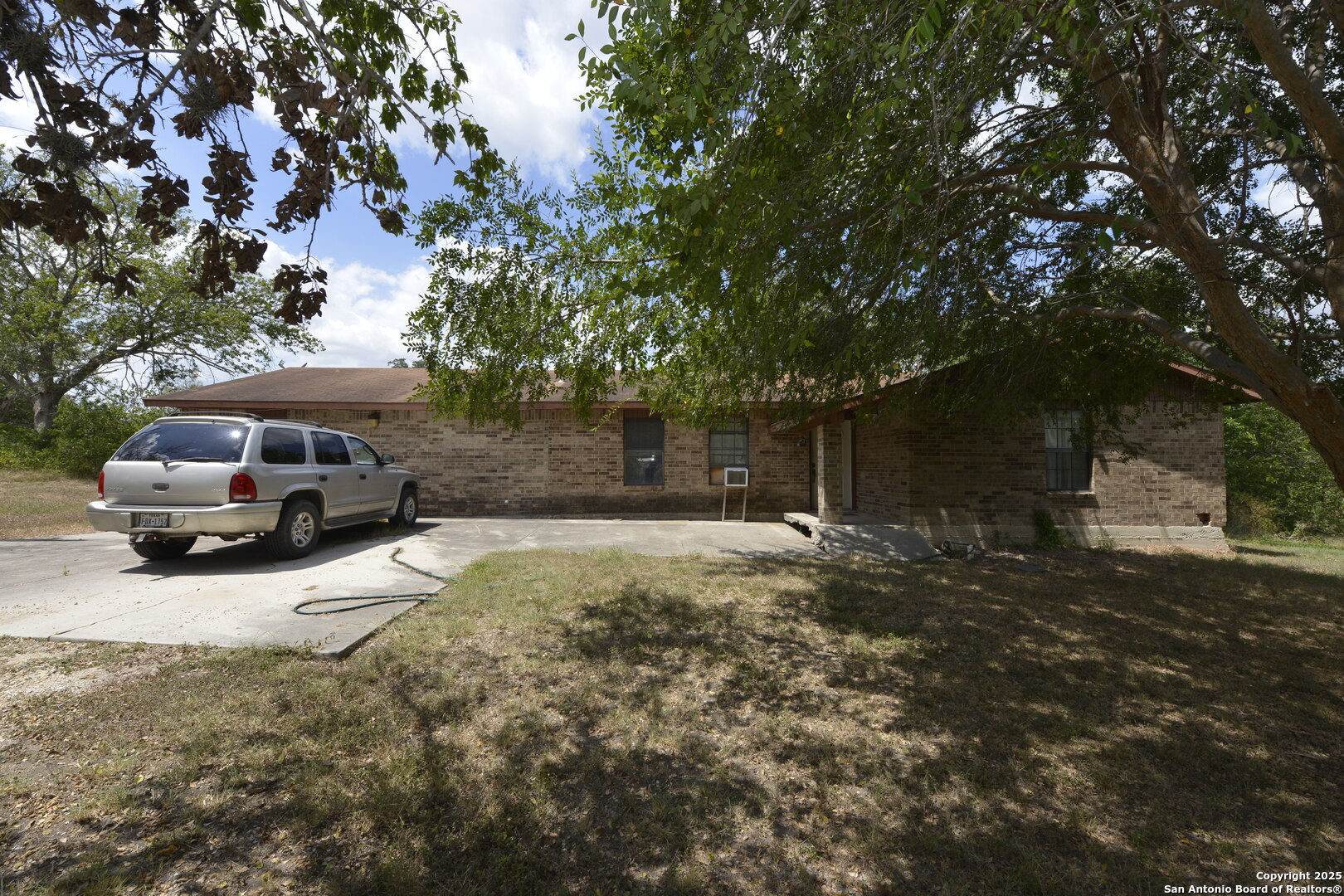 633 Tolle Road Cibolo, TX 78108 - Photo 4 of 23
