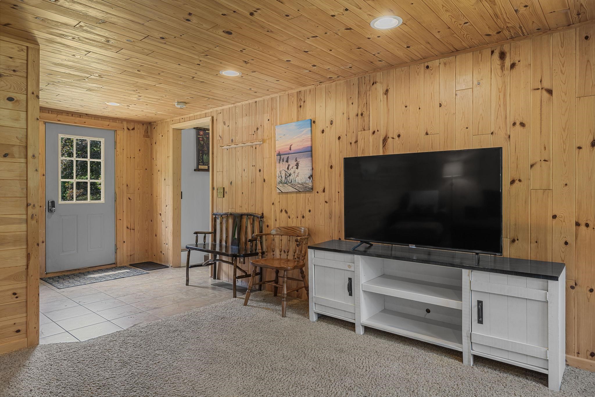 14764 Cinder Road Beulah, MI 49617 - Photo 7 of 43