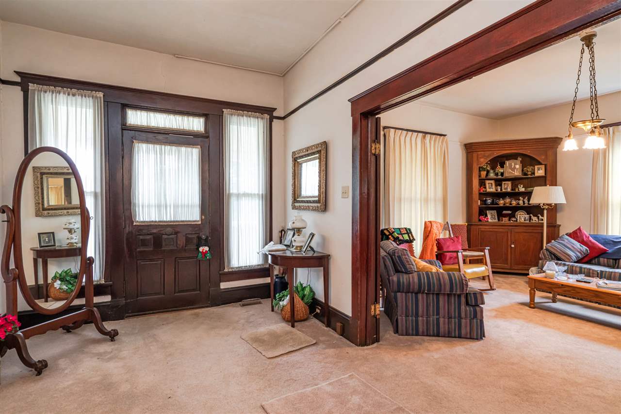 787 Main Street Wellford, SC 29385 - Photo 4 of 36 Gallery Image 4