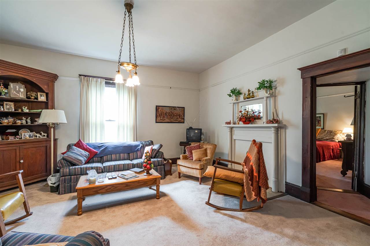 787 Main Street Wellford, SC 29385 - Photo 6 of 36 Gallery Image 6