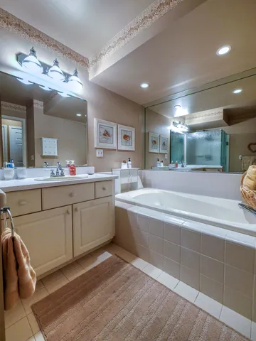 $345,000 | 16767 West Cobblestone, Macomb, MI 48042