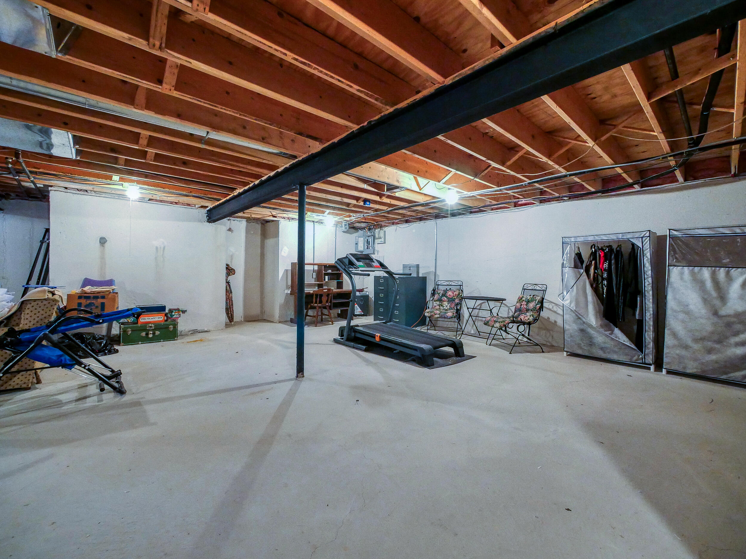 16767 West Cobblestone Macomb, MI 48042 - Photo 35 of 37 cobblestone-25