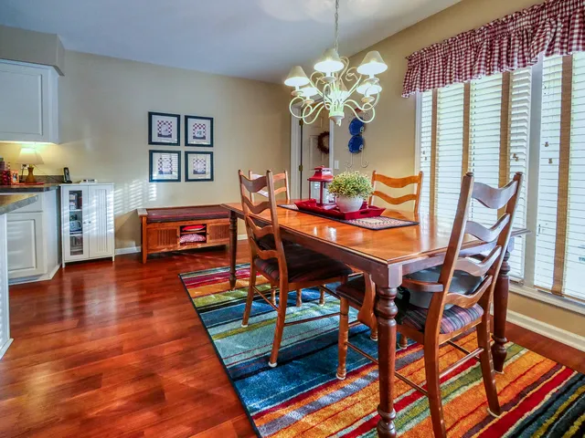 $345,000 | 16767 West Cobblestone, Macomb, MI 48042