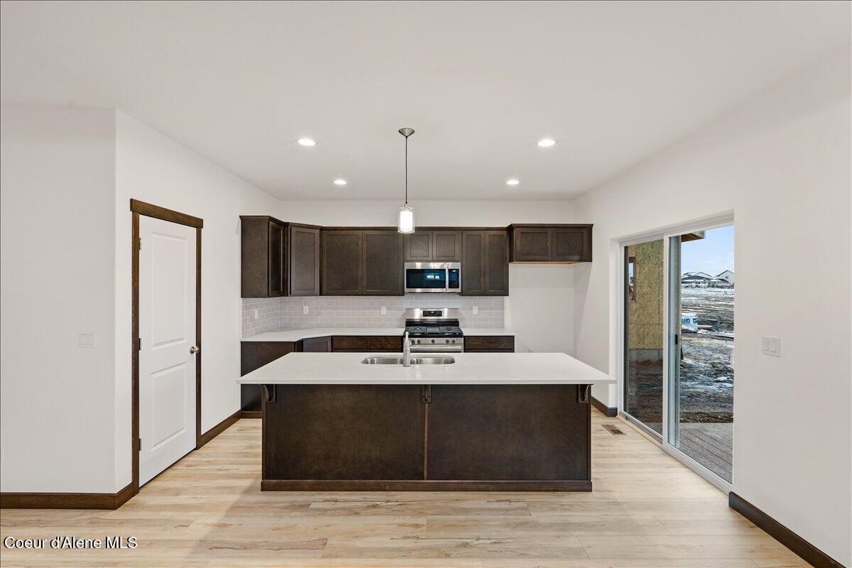 2902 North Neptune Street Post Falls, ID 83854 - Photo 13 of 37 11-Kitchen