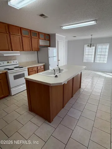 $1,800 | 5597 Acadia Street, Keystone Heights, FL 32656