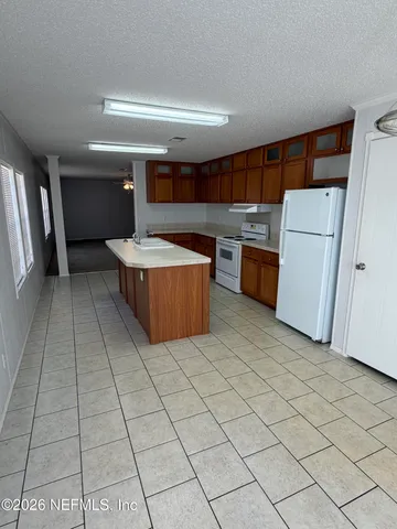 $1,800 | 5597 Acadia Street, Keystone Heights, FL 32656