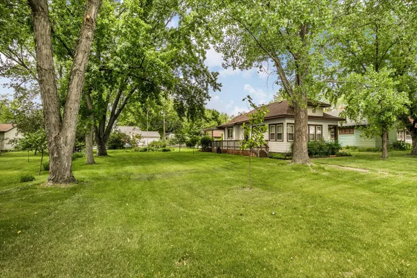 $179,900 | 213 34th Avenue North, St. Cloud, MN 56303