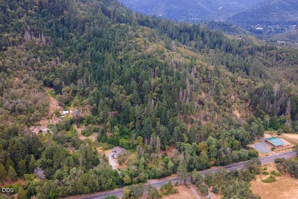 1215 East Jones Creek Road Grants Pass, OR 97526 - Photo 12 of 12